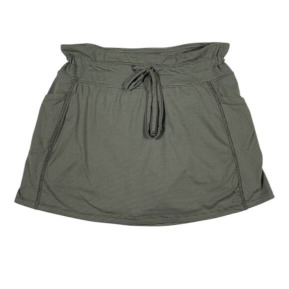 Marika Tek Balance Collection Skort Striped Gray Two Tone Drawstring Pockets M - Picture 1 of 13